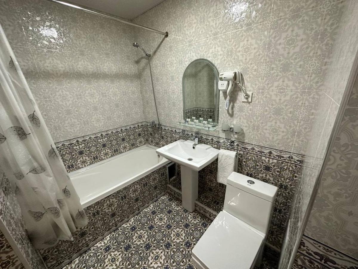 Antique Hotel Imran Bukhara Eksteriør billede