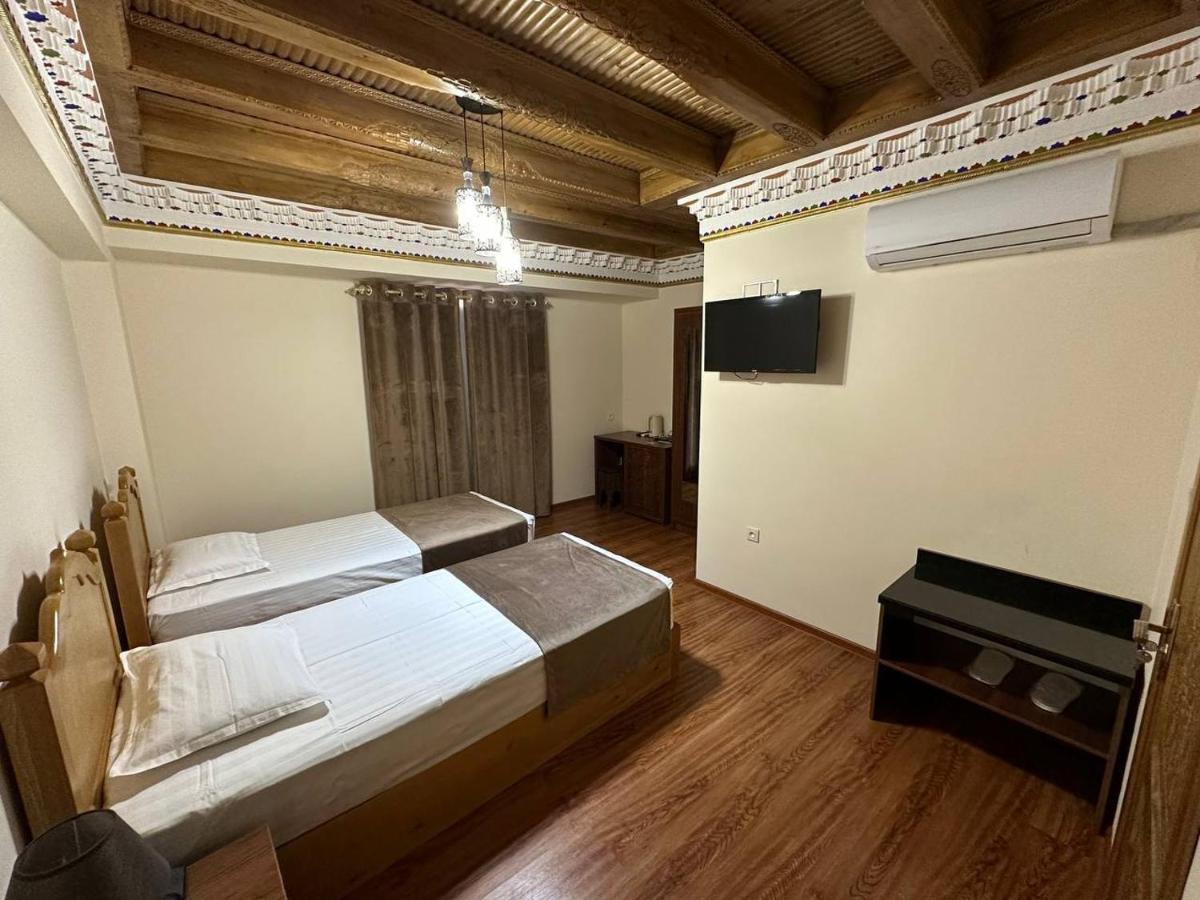 Antique Hotel Imran Bukhara Eksteriør billede
