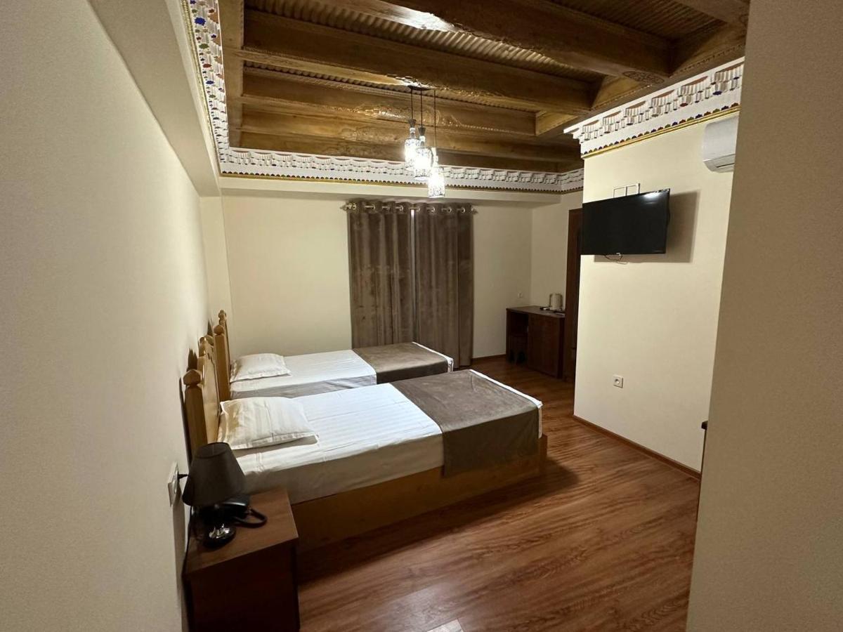 Antique Hotel Imran Bukhara Eksteriør billede