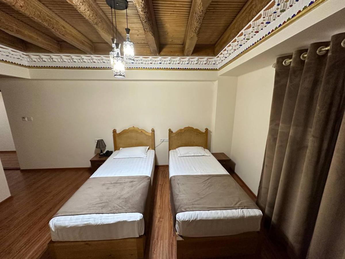 Antique Hotel Imran Bukhara Eksteriør billede