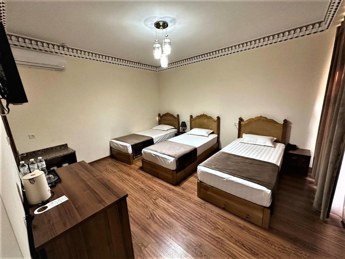 Antique Hotel Imran Bukhara Eksteriør billede